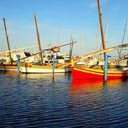T2 Avec Terrasse, A 200m De La Plage, Parking Inclus - Ideal Famille - Fr-1-782-70 Lägenhet Le Barcarès